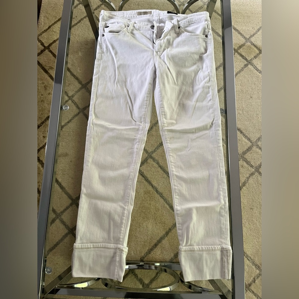 COPY - Adriano goldschmied AG white jeans- sz 28- so cute for summer!